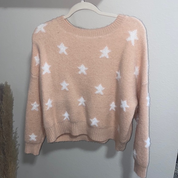 debut Sweaters - Star Sweater